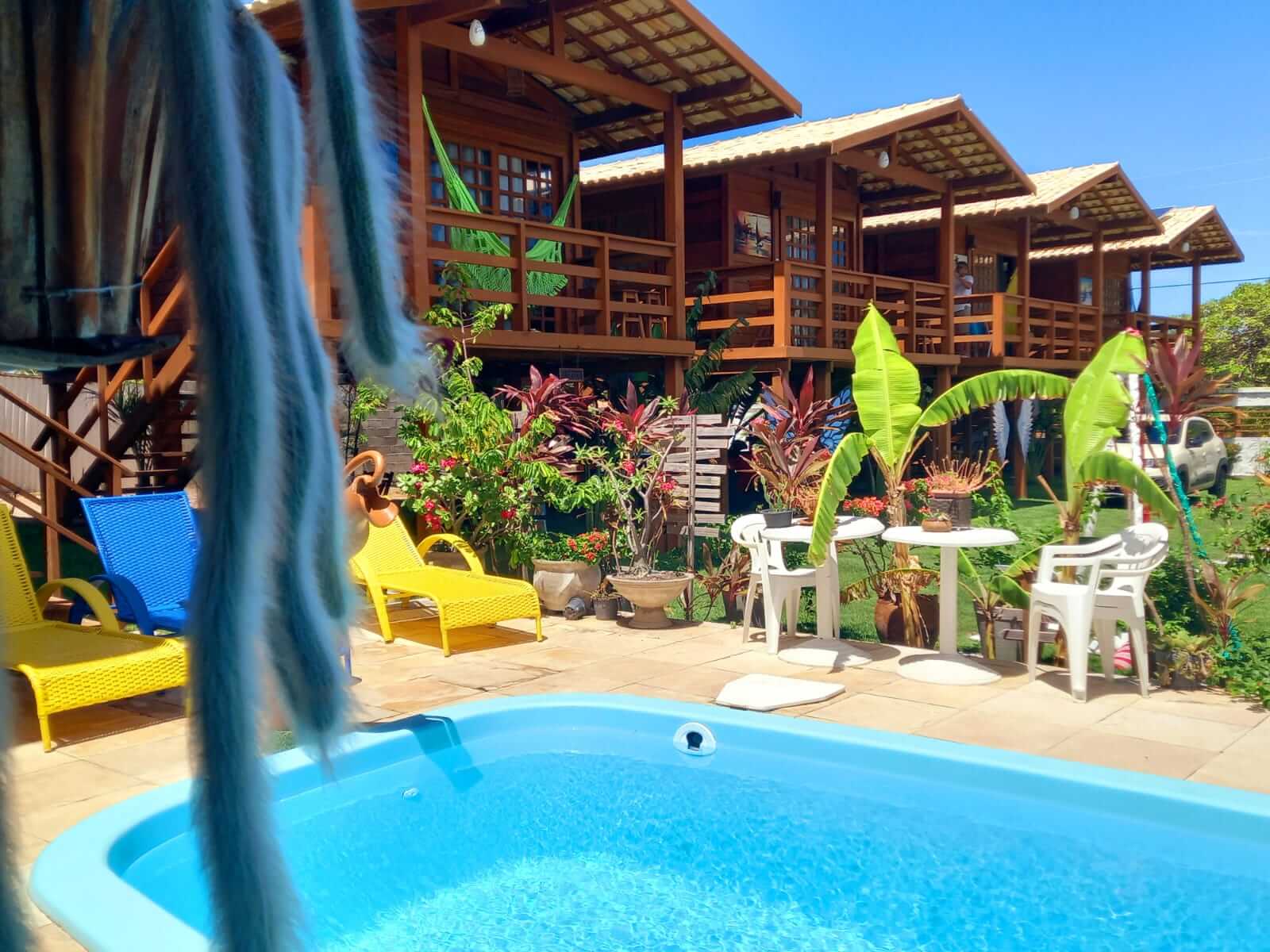 Piscine et bungalows aux Bangalos da Lagoinha