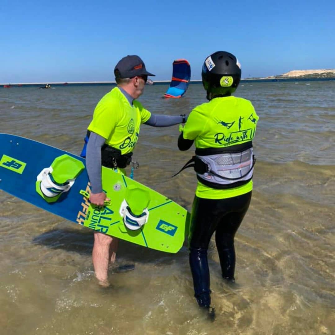 Cours individuel MC Kiteschool dans l’eau